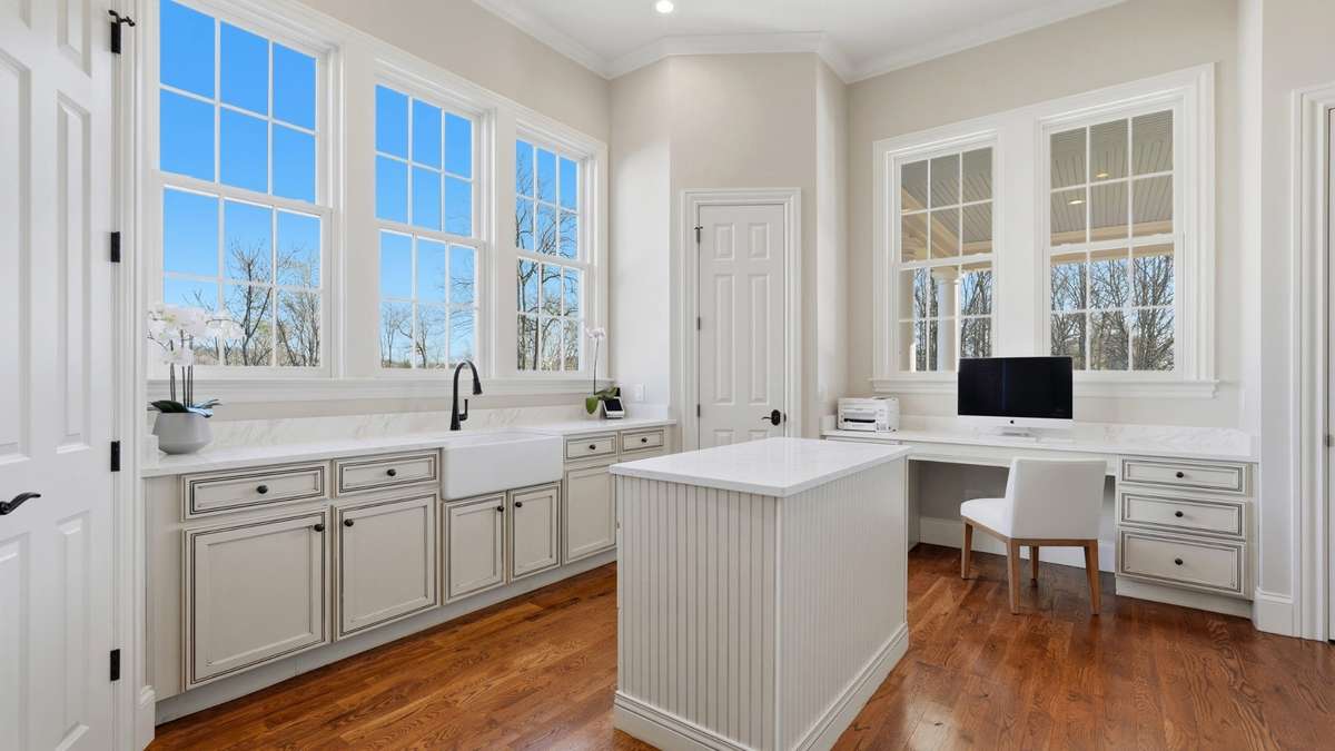 Laundry / office / back kitchen. Could be an ideal scullery kitchen!