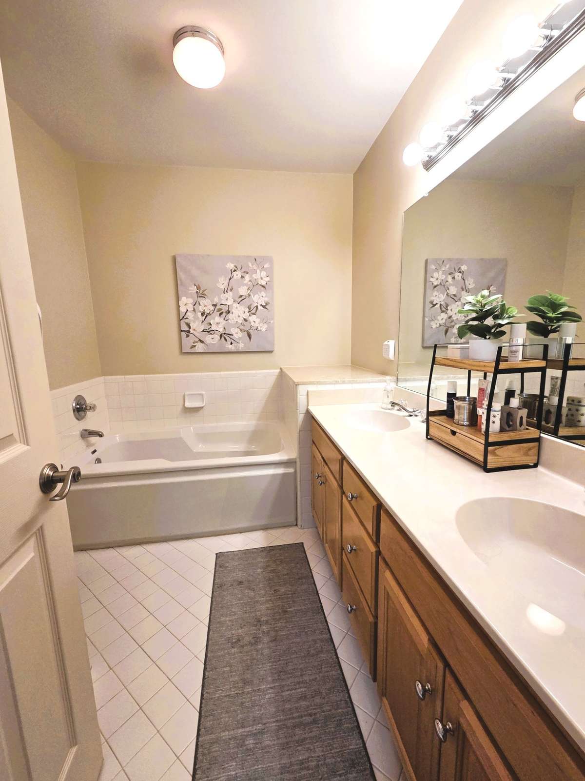 Primary bath with dual vanity, tub and separate shower