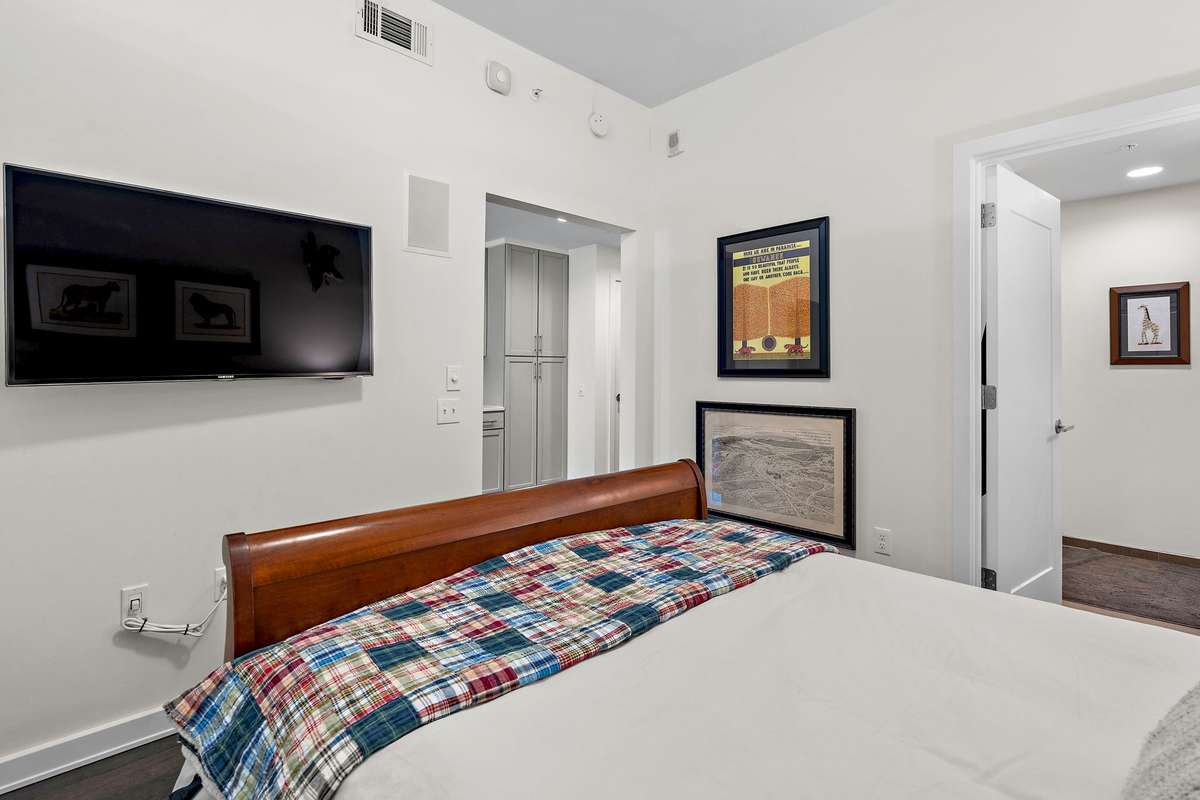 En-suite bath is easily accessible to residents and guests