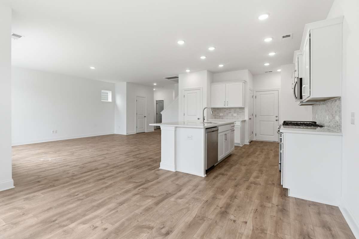 Photo of a previously built plan so finishes will vary. Visit the model for specifics.