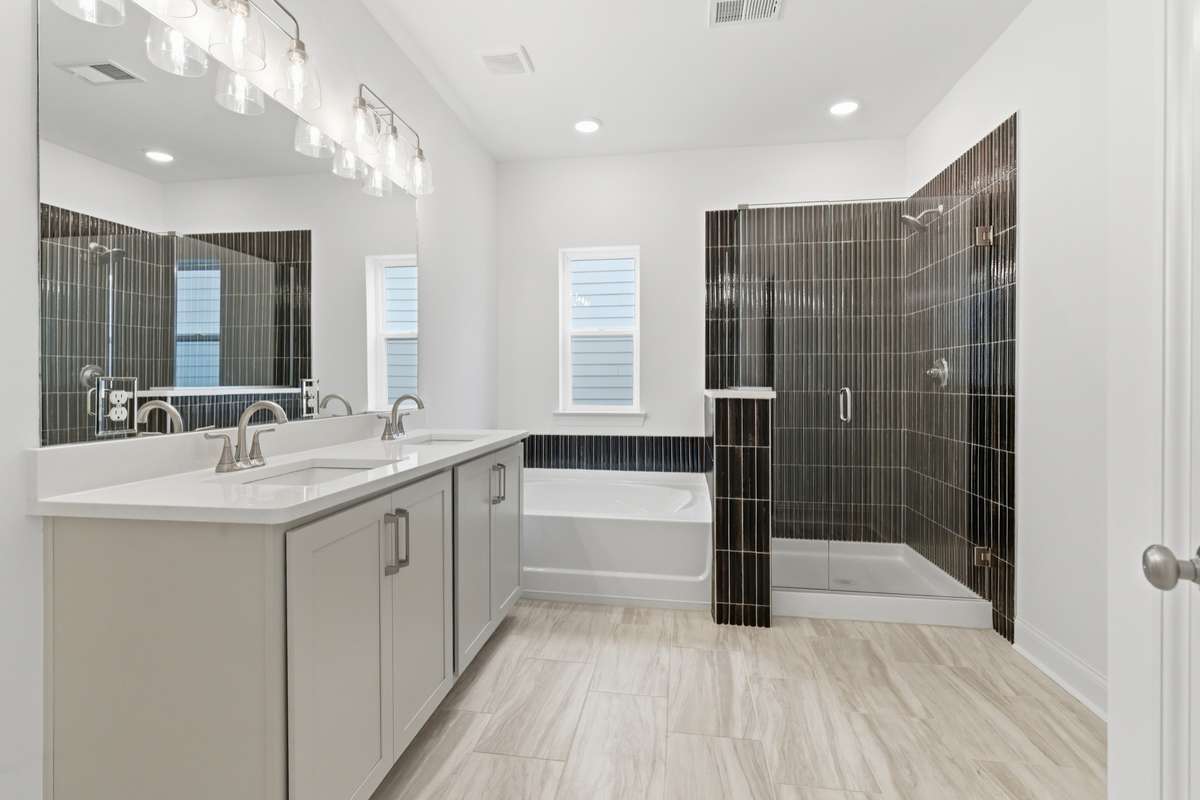 Photo of a previously built plan so finishes will vary. Visit the model for specifics.