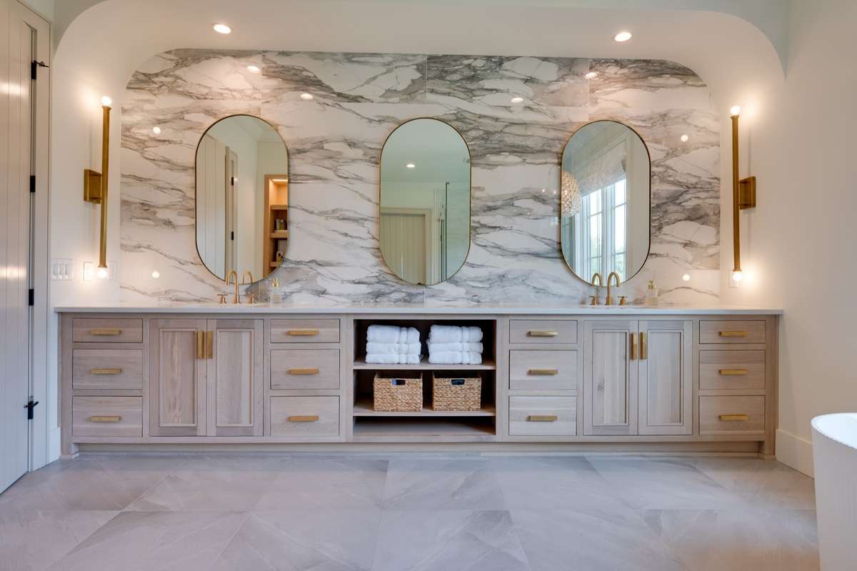 PICTURES ARE OF ANOTHER HOME AND ARE FOR REPRESENTATION ONLY. FLOOR PLAN, SELECTIONS, FINISHES AND FEATURES MAY VARY.