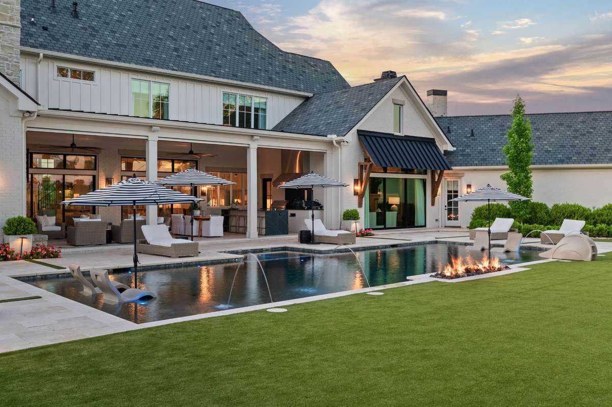 PICTURES ARE OF ANOTHER HOME AND ARE FOR REPRESENTATION ONLY. FLOOR PLAN, SELECTIONS, FINISHES AND FEATURES MAY VARY.