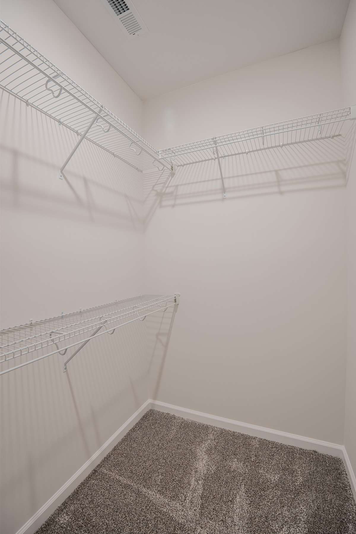 EXAMPLE>>> The Second Walk-in Closet!