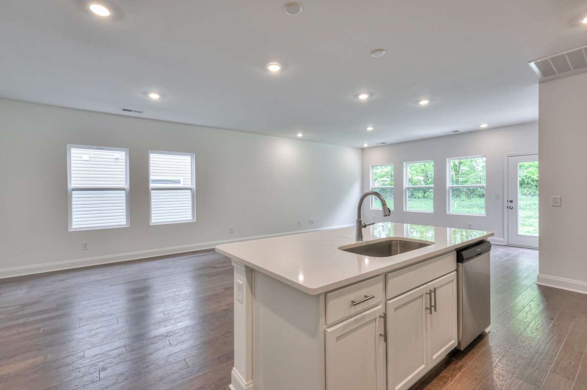 This photo is a sample of the Sutherland floorplan.  Options and exterior will vary depending on customer selections and preferences.