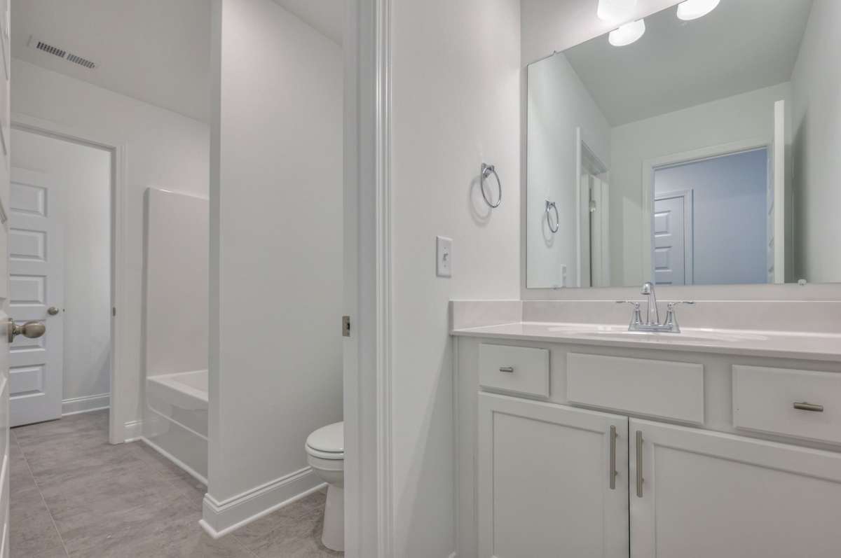This photo is a sample of the Sutherland floorplan.  Options and exterior will vary depending on customer selections and preferences.