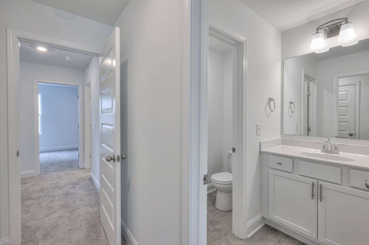 This photo is a sample of the Sutherland floorplan.  Options and exterior will vary depending on customer selections and preferences.