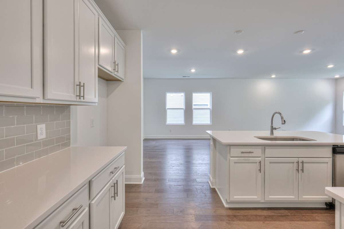 This photo is a sample of the Sutherland floorplan.  Options and exterior will vary depending on customer selections and preferences.