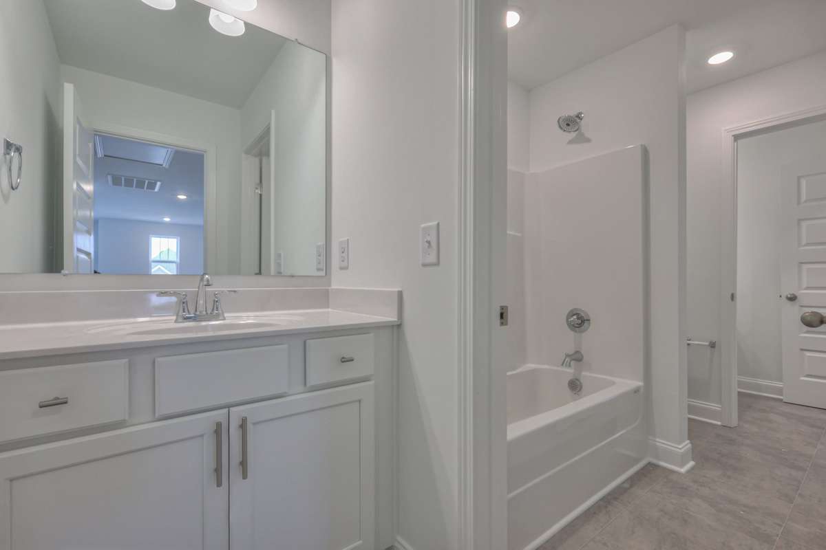 This photo is a sample of the Sutherland floorplan.  Options and exterior will vary depending on customer selections and preferences.