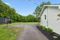 Paved drive on quiet country road!
