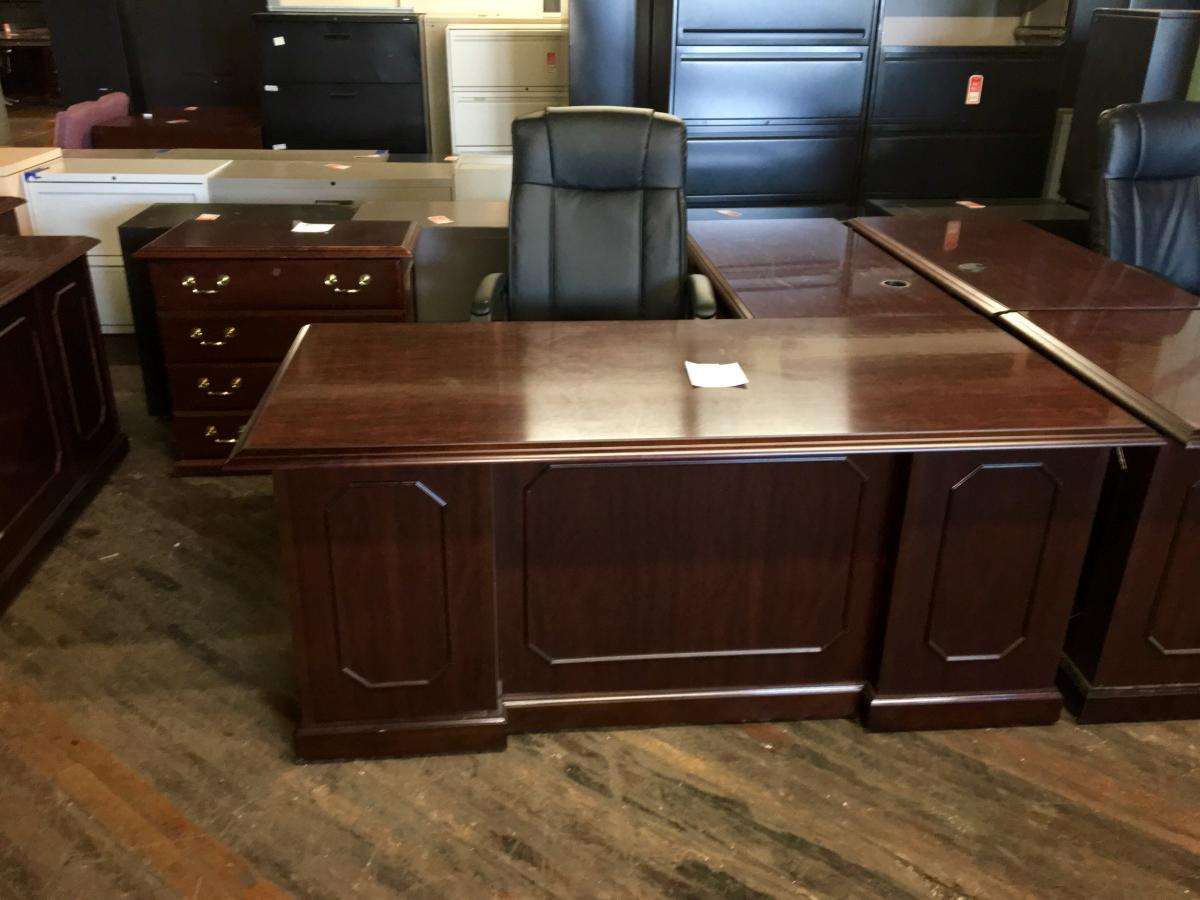 USED DMI Governors Series L Desk