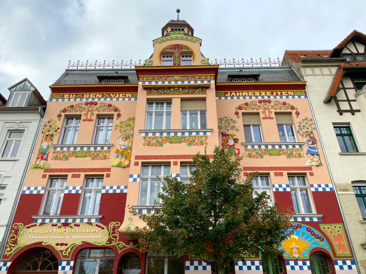 Das Haus der vier Jahreszeiten in Wittenberge im Jugendstil