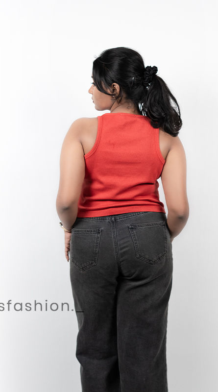 Woman-red-ribbed-sleeveless-crop-top