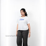 Woman-white-graphic-print-round-neck-T-shirt
