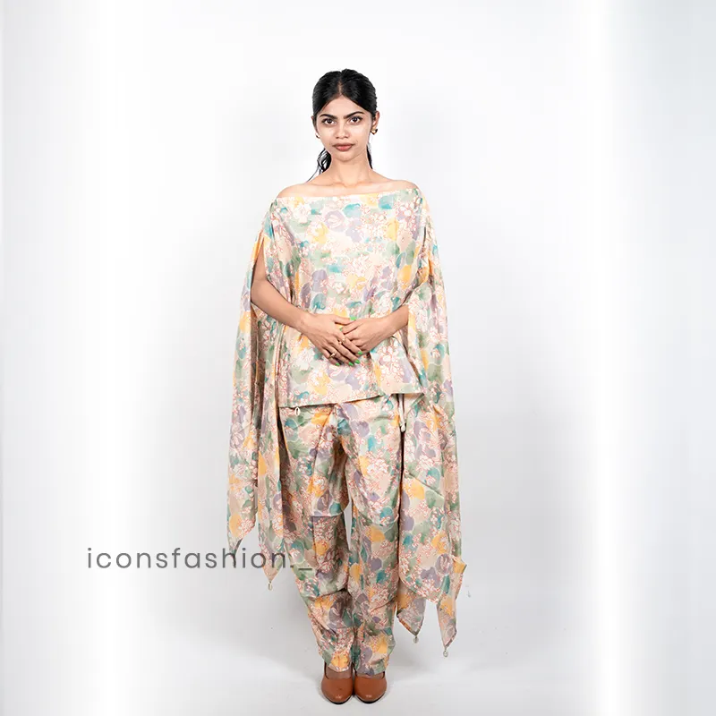 Woman-pastel-mint-gfloral-printed-kaftan-co-ord-set-with-draped-sleeves-and-relaxed-fit-pants