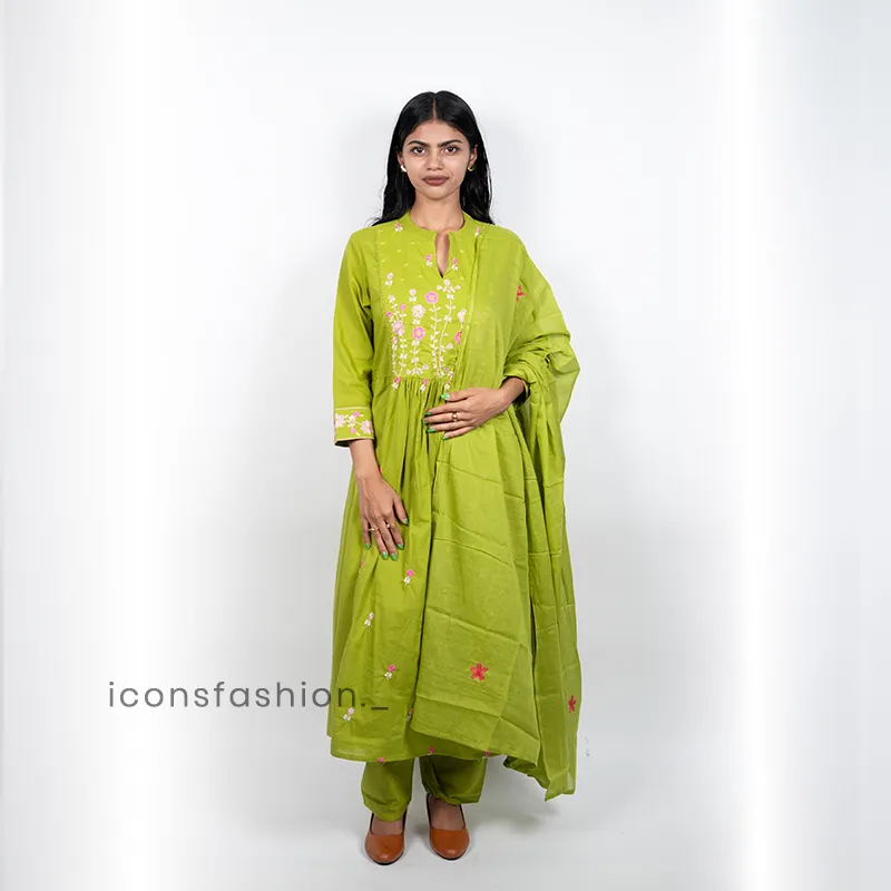 Green-embroidered-kurta-set-for-women-with-notched-neckline-and-three-quarter-sleeves