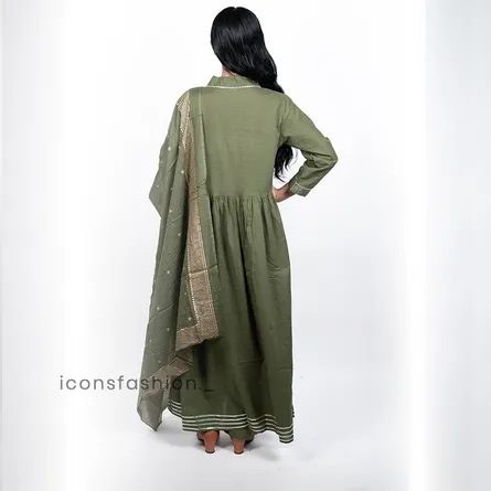 Elegant Anarkali Kurta Set with Dupatta - Image 4