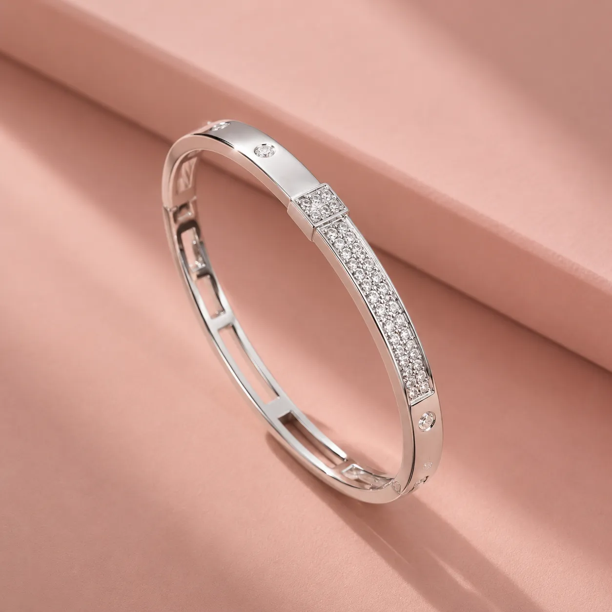 Silver-crystal-studded-bracelet-with-polished-finish-and-modern-minimal-design-for-women