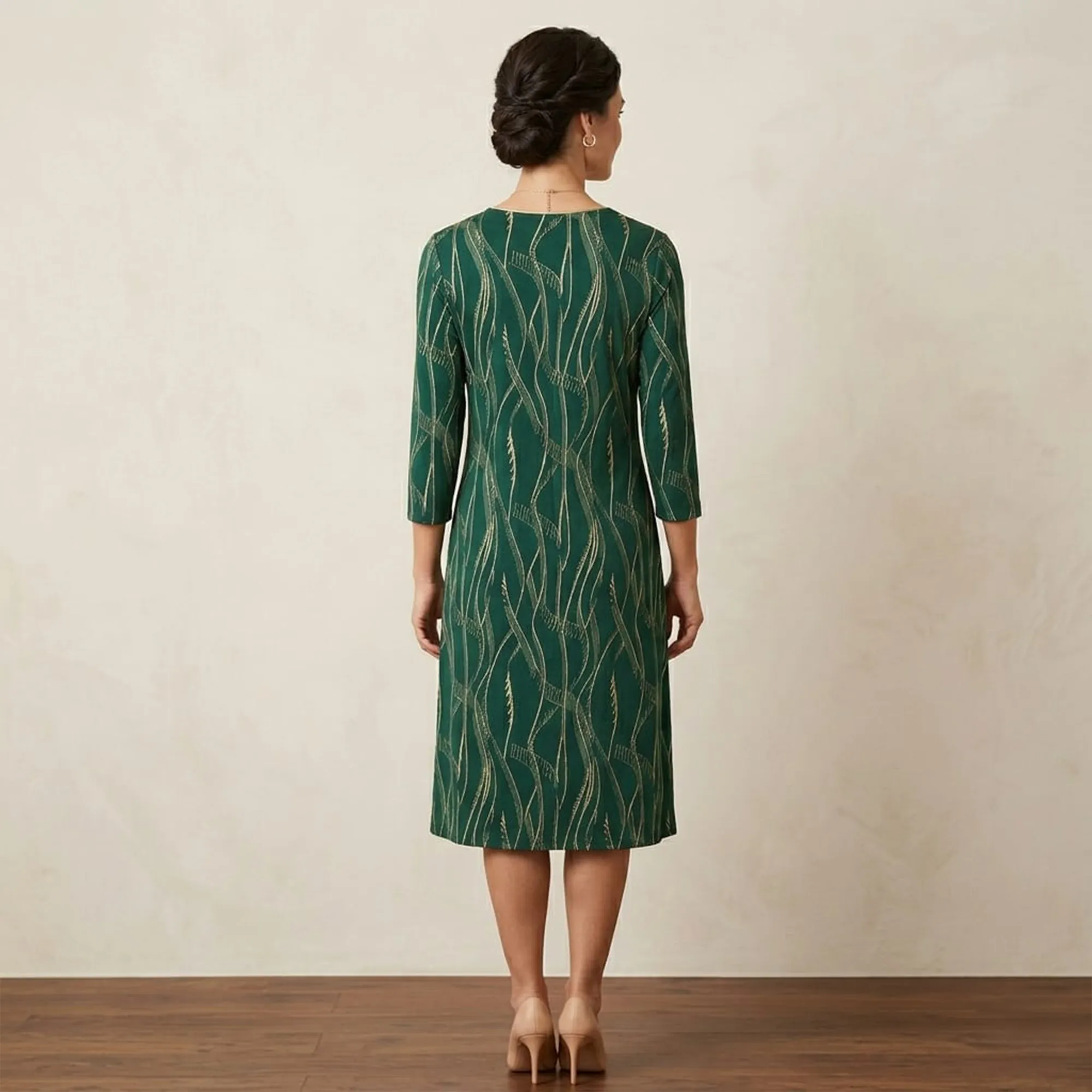 Green-printed-a-line-midi-dress-with-v-neck-and-three-quarter-sleeves-for-women