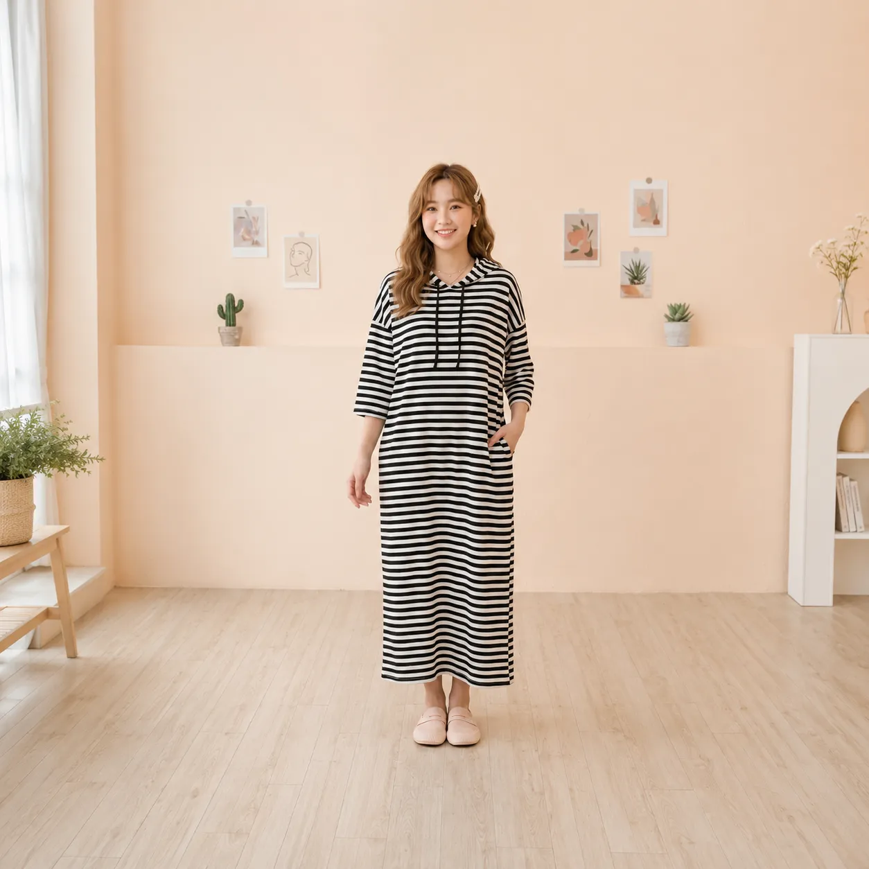 Black-and-white-striped-hooded-maxi-dress-for-women-casual-relaxed-fit-long-dress-with-pockets