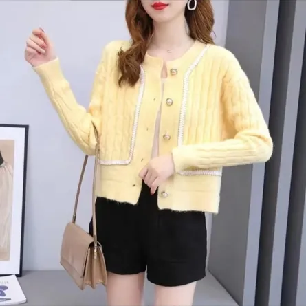 Women's Cable Knit Cardigan - Image 3