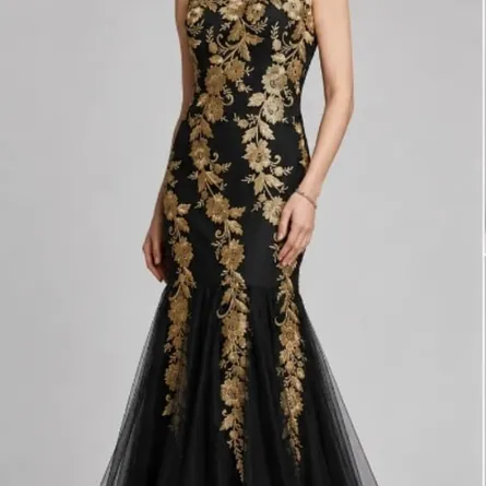Women's Embroidered Mermaid Gown - Image 3
