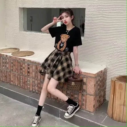 ​Chic Bear Graphic Tee & Plaid Skirt Co-ord Set – Trendy Streetwear Look