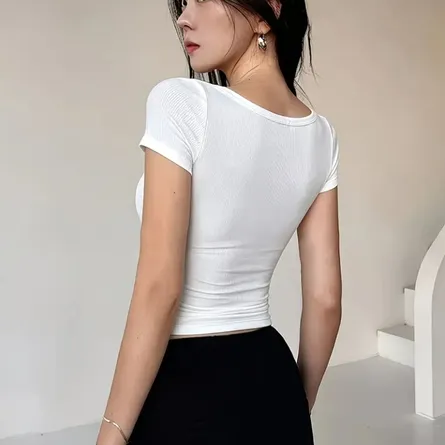 Chic Square-Neck Ribbed Crop Top - Image 6