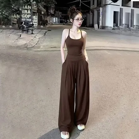 Two-Piece Tank & Wide-Leg Pant Set - Image 4