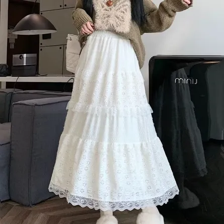 Elegant Tiered Lace Midi Skirt - Ivory White - Image 4