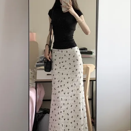 Black & White Floral Smocked Maxi Skirt - Image 3