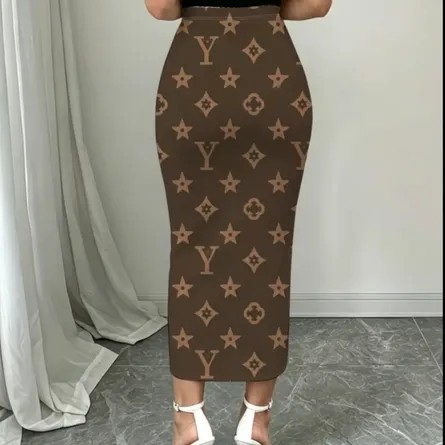 Chic Monogram Print Midi Skirt - Image 3