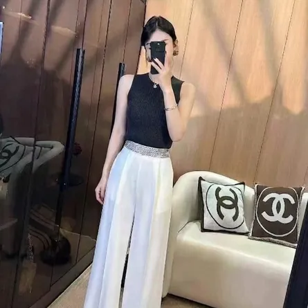 High-Waist Wide-Leg Trousers with Embellished Waistband