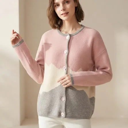 Chic Color-Block Chevron Cardigan - Image 3