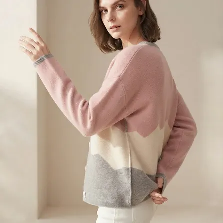 Chic Color-Block Chevron Cardigan - Image 4