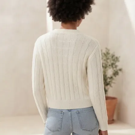 The Classic Cable-Knit Cropped Cardigan - Cream - Image 5