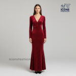 Maroon-Women’s-velvet-mermaid-gown-with-deep-V-neck,-long-sleeves,-and-textured-pattern