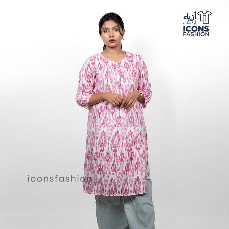 Pink-ethnic-print-kurti-knee‑length-straight-fit-with-side-slits-for-women
