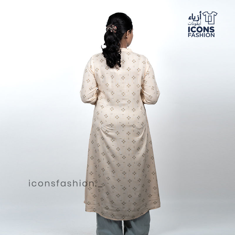 Women-Off-white-printed-straight-kurti-with-mandarin-collar-and-front-button-closure-3-4-sleeves-casual-office-wear-ethnic-top