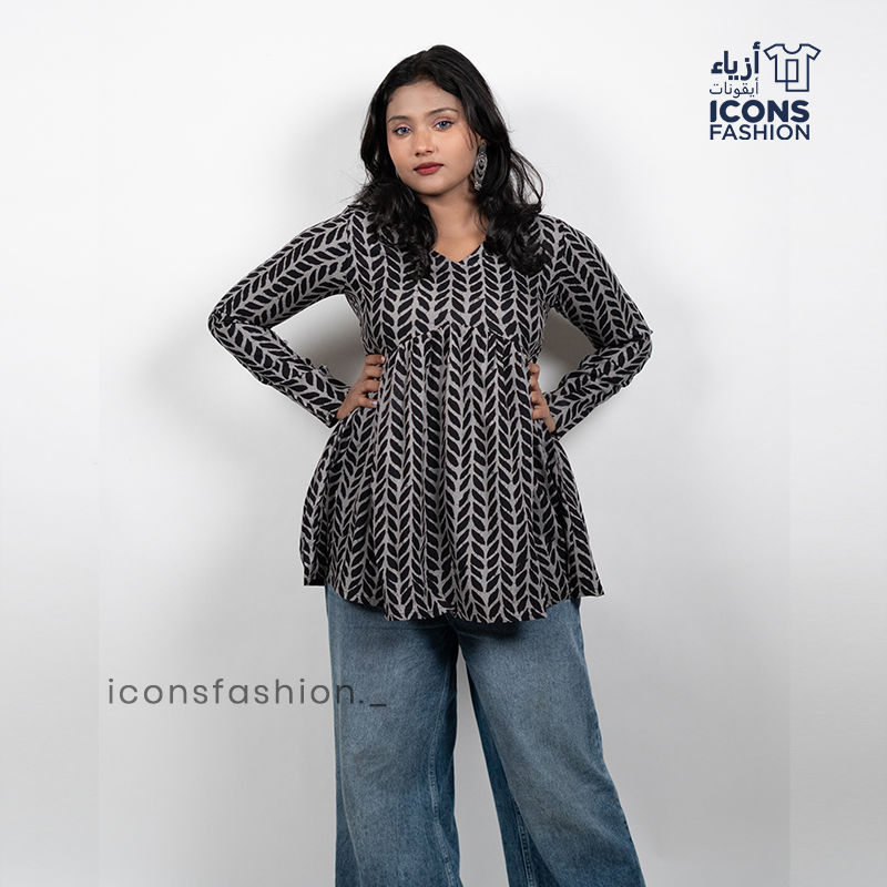 Black-printed-long-sleeve-kurti-top-for-women-with-round-neck-and-relaxed-fit