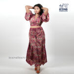 Women-rose-pink-paisley-printed-crop-top-and-flowy-wide-leg-pants-co-ord-set-with-full-sleeves