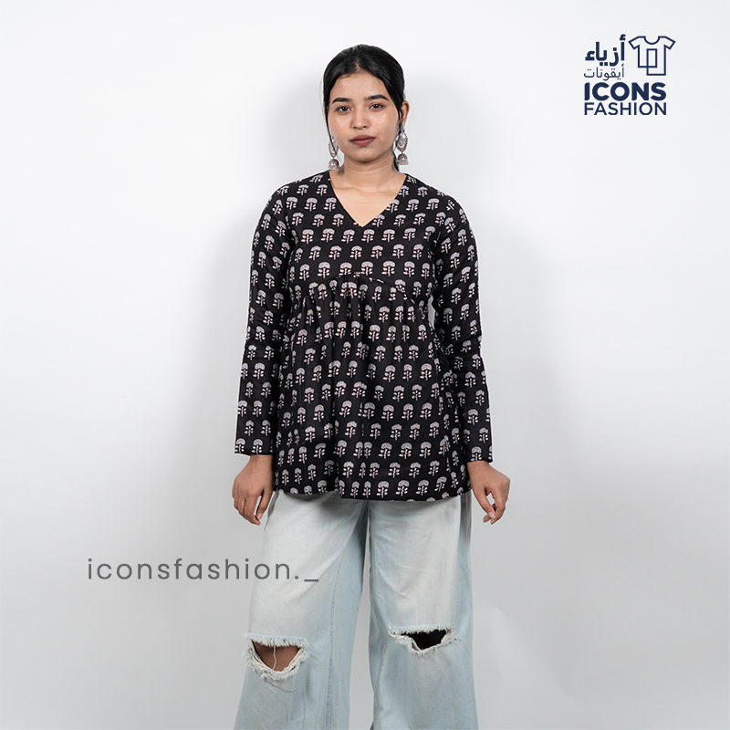 Women-black-printed-kurti-with-v-neck-and-full-sleeves