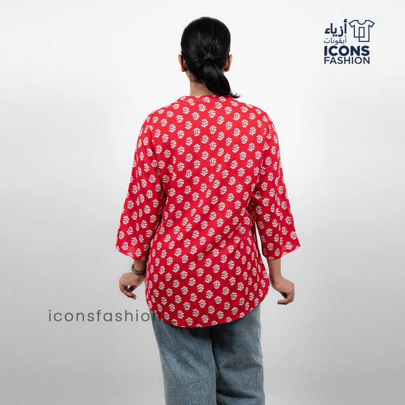 Red-printed-tunic-top-with-mandarin-collar-and-three-quarter-sleeves