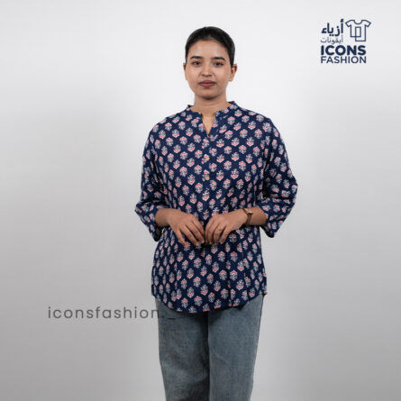 Women-navy-blue-floral-printed-tunic-top-with-band-collar-and-three-quarter-sleeves