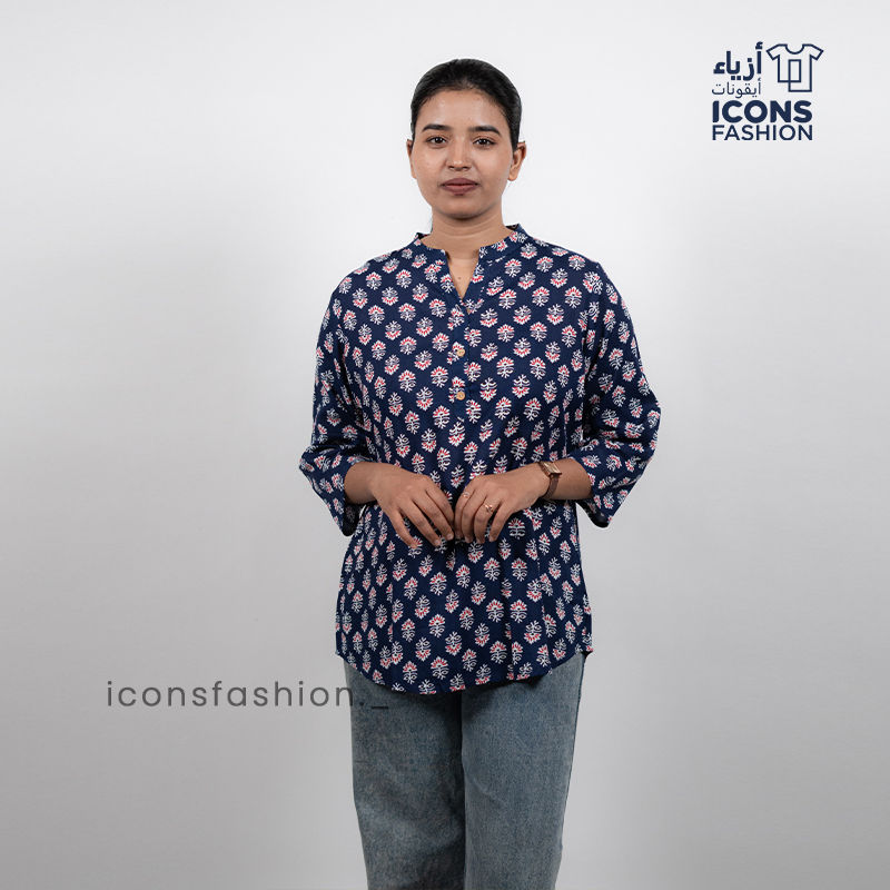 Women-navy-blue-floral-printed-tunic-top-with-band-collar-and-three-quarter-sleeves