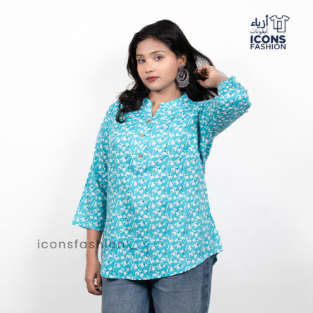 Blue-printed-tunic-top-with-three-quarter-sleeves-and-notched-neckline