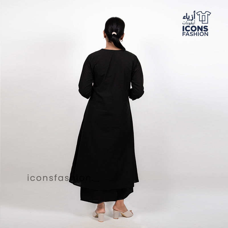 Women-black-printed-kurta-co-ord-set-with-v-neck-and-straight-pants