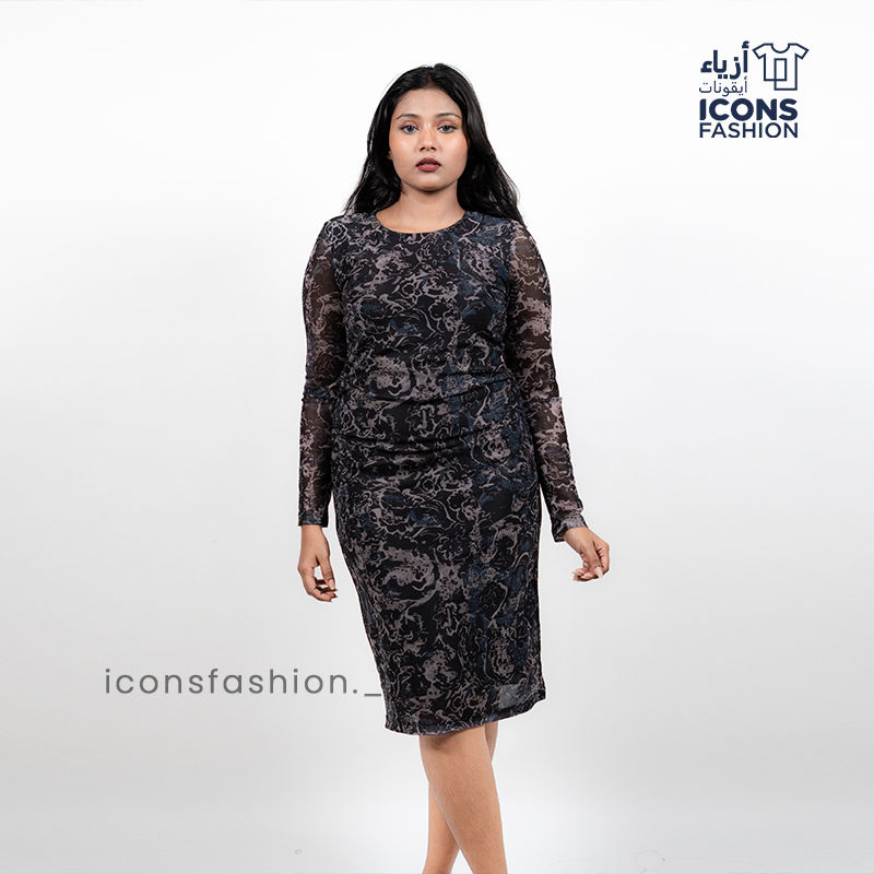 Woman-black-printed-bodycon-midi-dress-with-round-neck-and-sheer-long-sleeves