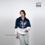 Woman-navy-blue-printed-oversized-hoodie-with-hood-and-long-sleeves