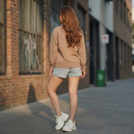 Brown-graphic-crew-neck-long-sleeve-women's-sweatshirt
